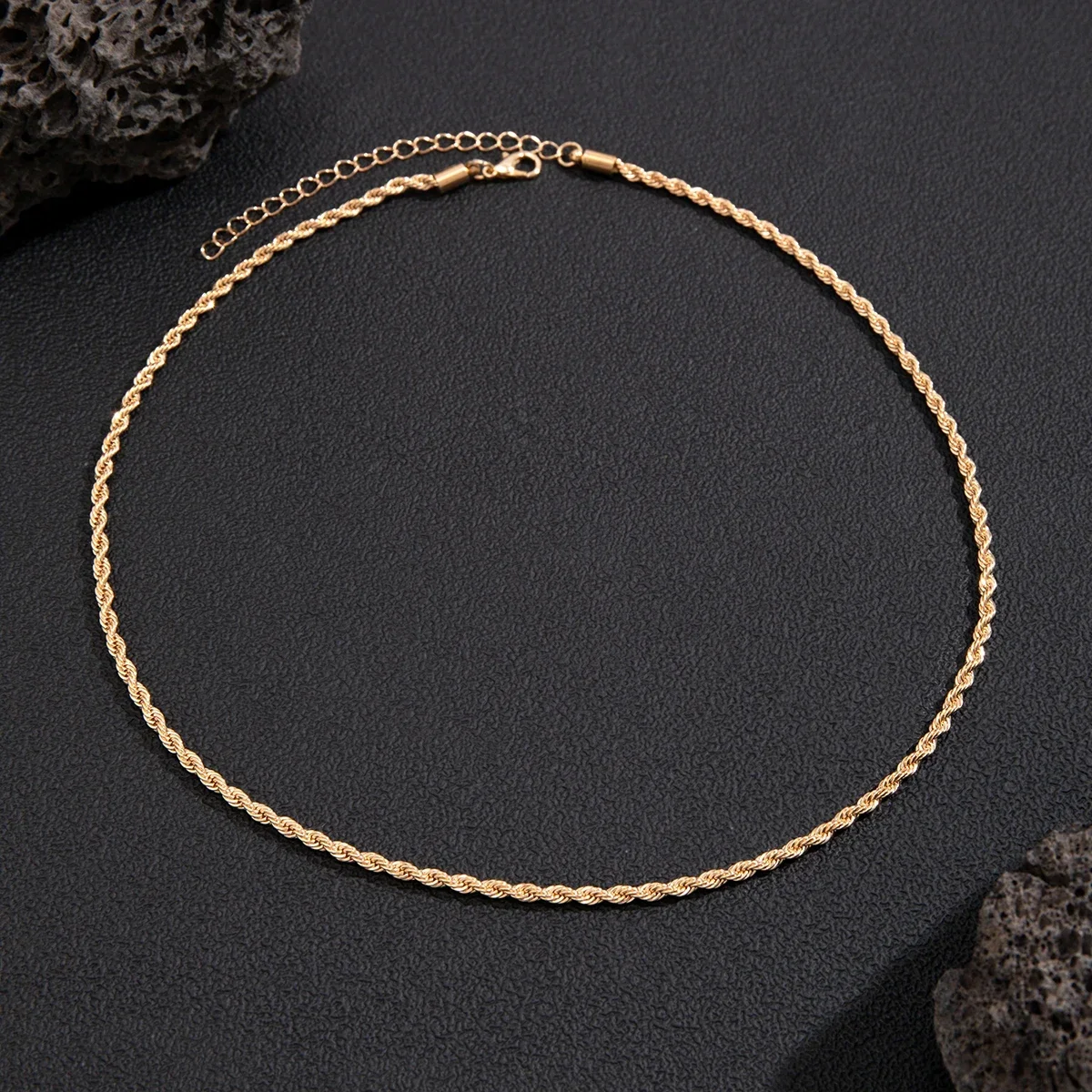 Lacteo Simple Black Gold Color - đánh giá và giá Fashion Street Singapore